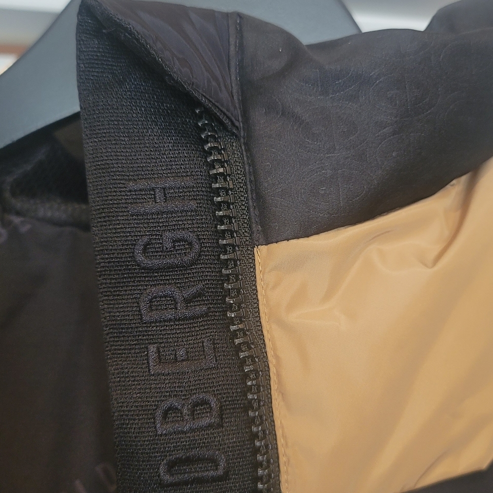 Goldbergh Reese Puffer Ski Jacket in  Latte - Picture 15 of 16